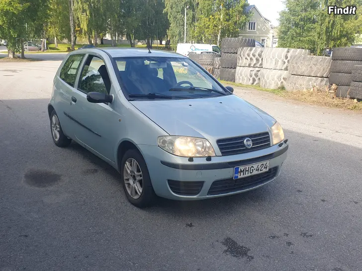 Säljes Fiat punto 1.2 bensin  Ny Besiktigad