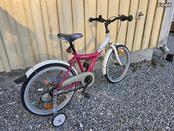 Myydään Solifer 20 tum