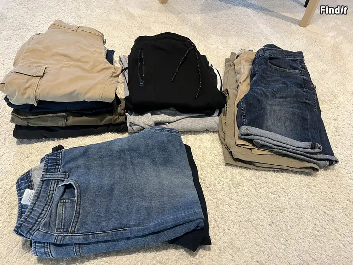 Säljes Byxpaket pojke 160-170 cm + XS / S