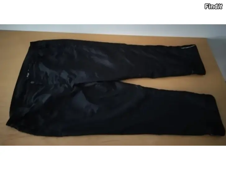 Myydään Toppahousut uimahousut