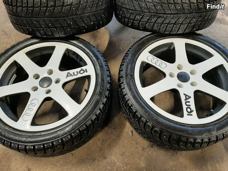 Säljes 17 Alufälgar med vinterdäck VW, Audi, Skoda, Seat