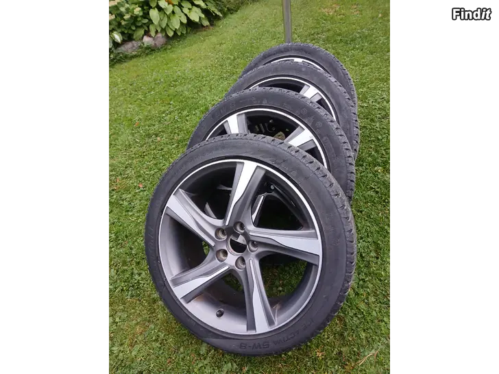 Säljes Volvo originalfälgar 18 5x108