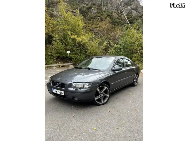 Myydään S60 volvo