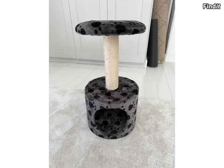 Säljes Klätterträd / Kiipeilypuu