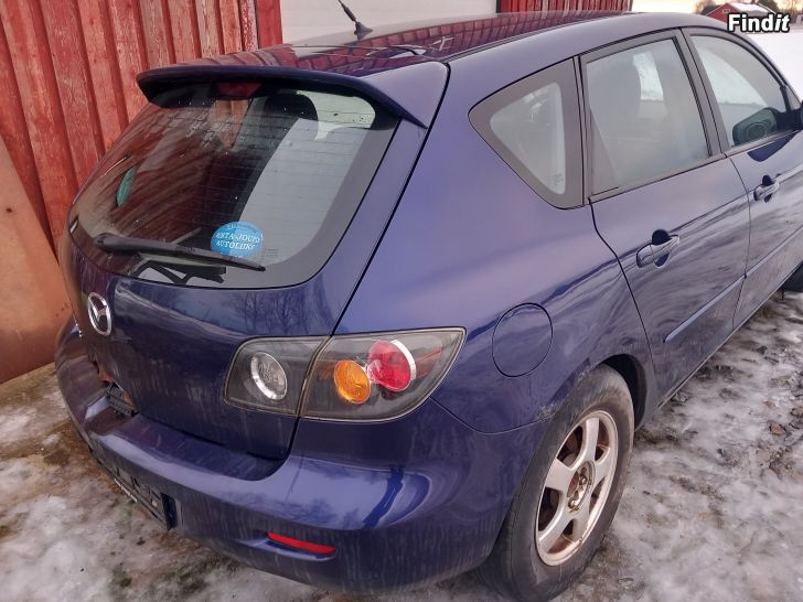 Myydään Mazda  3   1.6  2005 osia