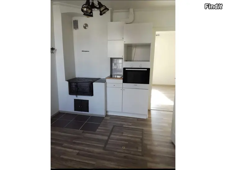 Uthyres Uthyres 2 r + kök i trähus i Vasa centrum