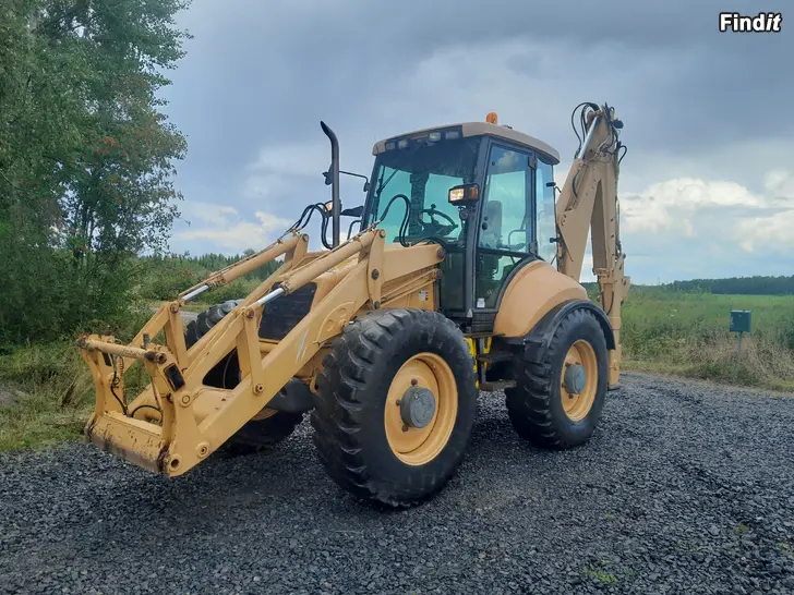 Myydään New Holland lb 115 kaivurikuormaaja