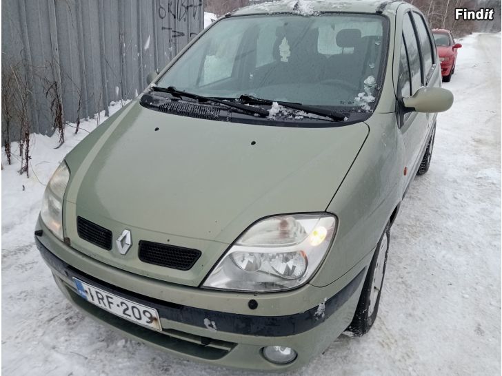 Myydään Renault Megane Scenic 1,6 16V manuaali 2002