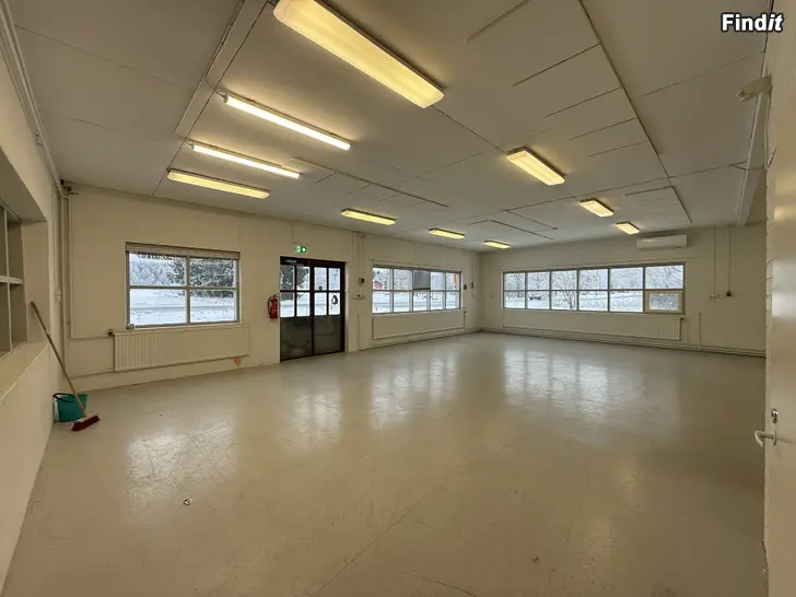 Vuokrataan Ljusa utrymmen uthyres i Vörå