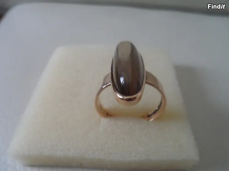 Myydään Kultasormus 5,8g Vintage v.1961 koko 18,5