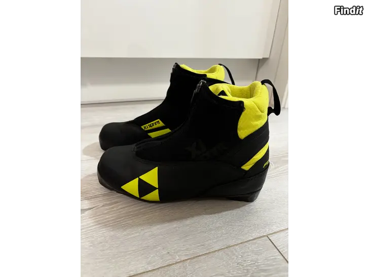 Säljes Fischer skidskor 38