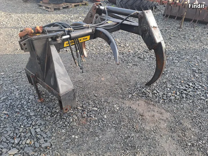 Myydään Hakki juontokoura