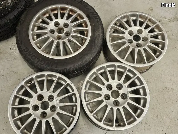 Myydään Toyota Oz Racing 15 5x100/ 54.1/ ET41