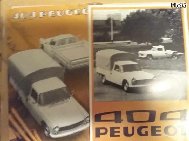 Myydään Vanhoja Peugeot esitteitä