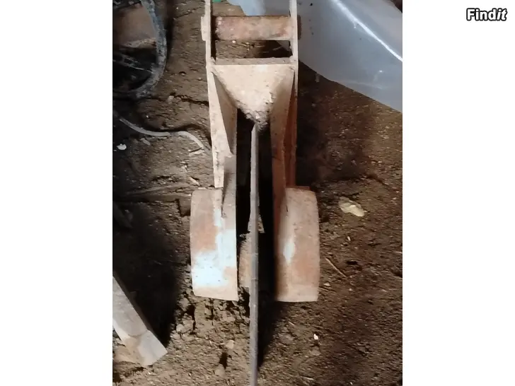 Myydään Asfalttileikkuri