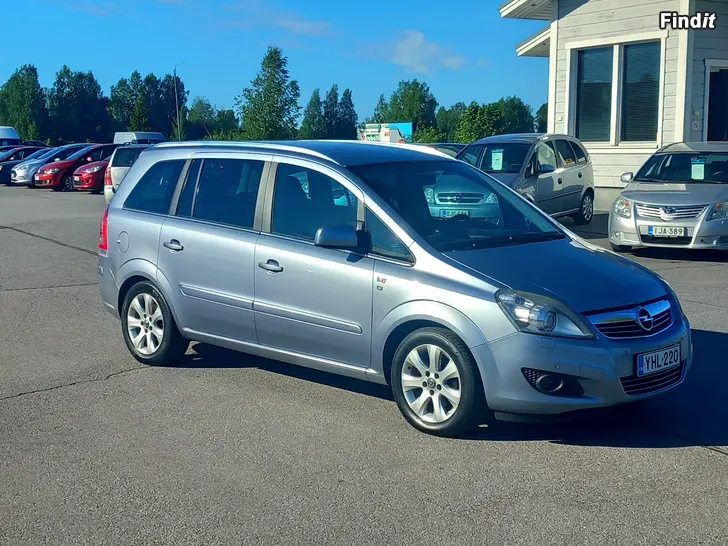 Myydään Opel Zafira 1.8 Enjoy 140hv 7 hengen