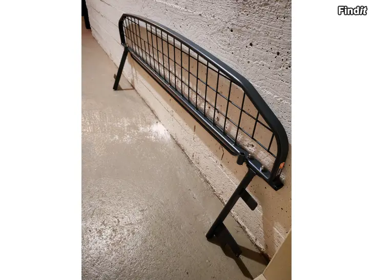 Myydään Koiraverkko Nissan qashqai 2006-2013