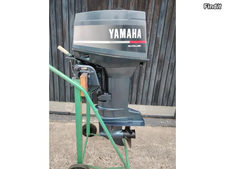 Myydään YAMAHA  30D Autolube