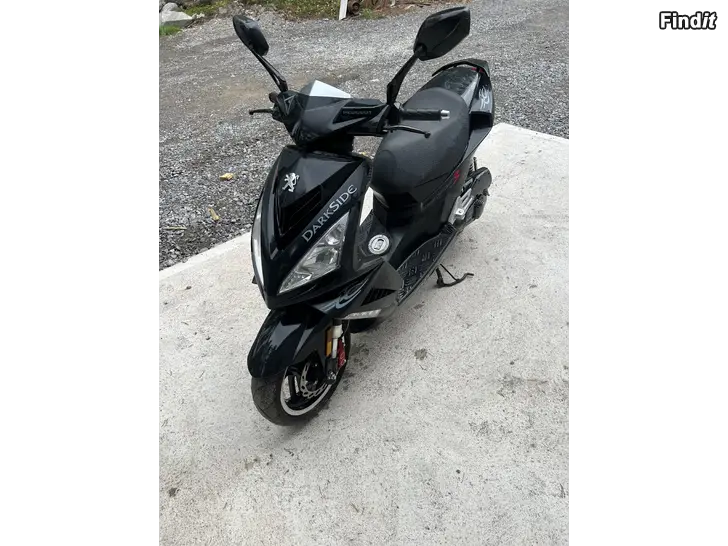 Säljes Peugeot speedfight 3