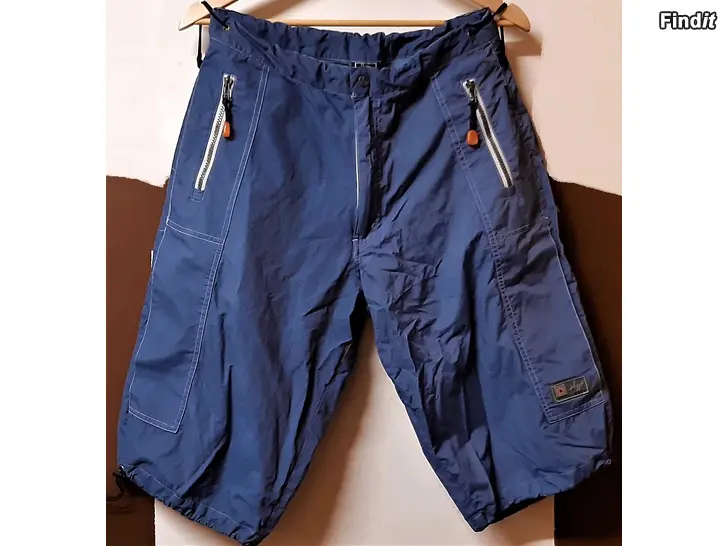 Myydään Shortseja koko M miesten