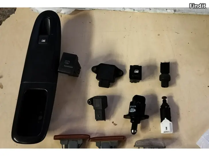 Myydään Tyhjäkäyntianturi ahtopaineanturi jarruvalonkatkaisia