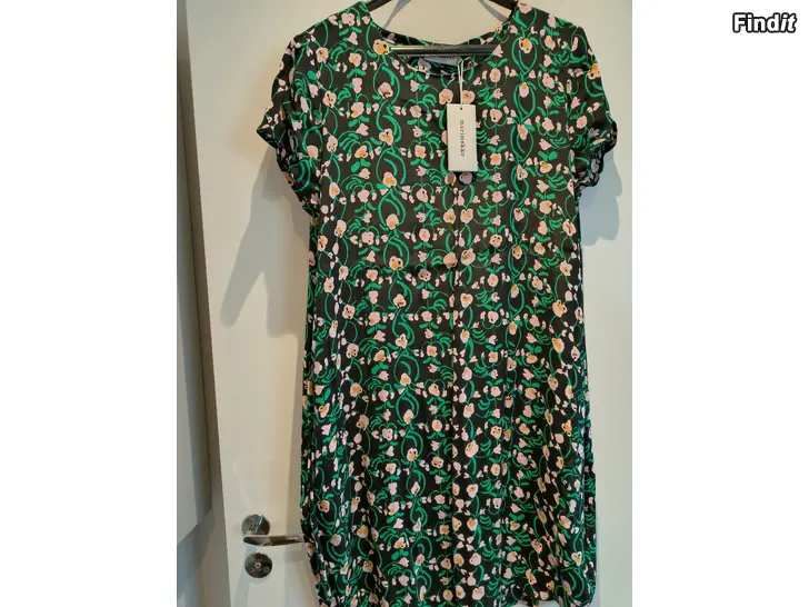 Myydään Naisten Marimekko Pekaani Nurmu