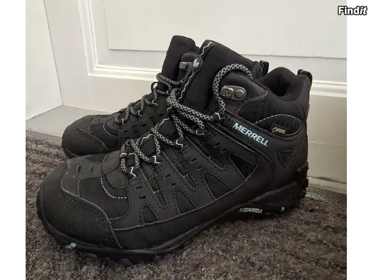 Säljes Merrell skor strl 39