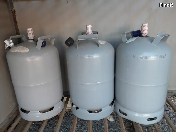 Säljes 11kg ja 5 kg nestekaasupulloja