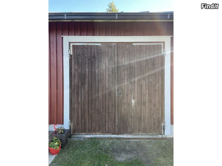 Säljes Garagedörr