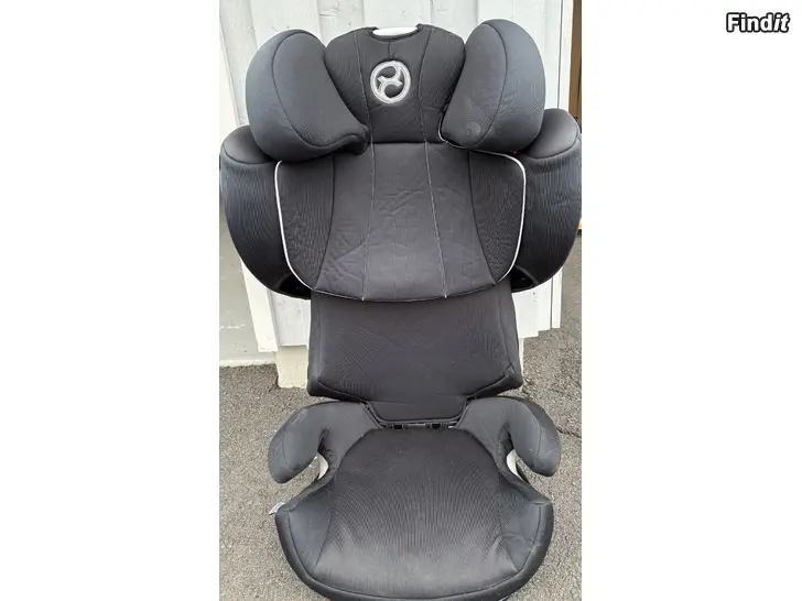 Myydään Cybex q2 solution fix