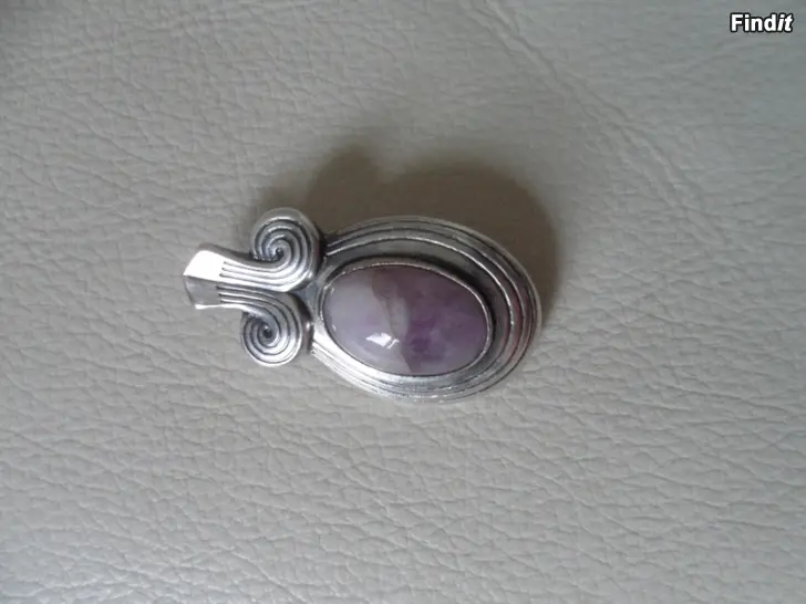 Myydään Kalevala Hopeinen kivisolki v.1953