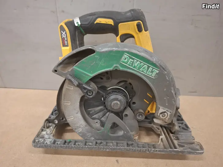 Säljes DeWalt batteridriven cirkelsåg DCS576