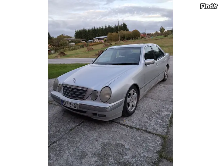 Myydään Mercedes