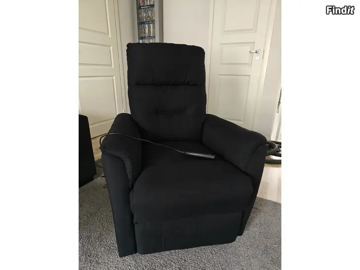 Myydään Recliner fotöljer med el + fjärrkontroll