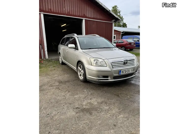 Säljes Toyota avensis 1.8
