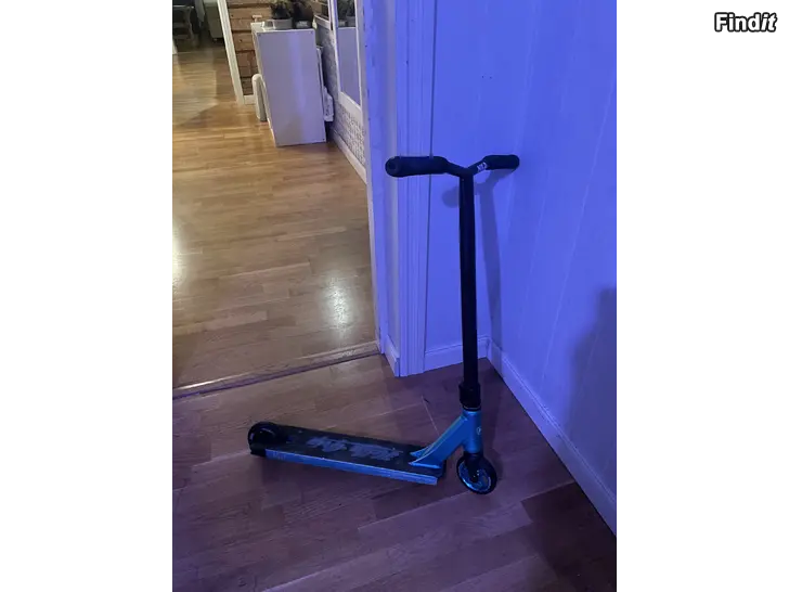 Myydään Sparkcykel