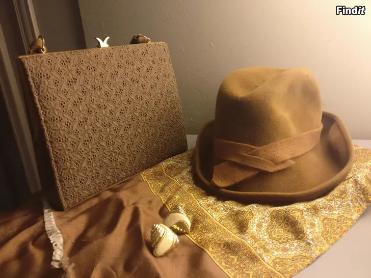 Säljes Vintage accessoarer England 1960 tal