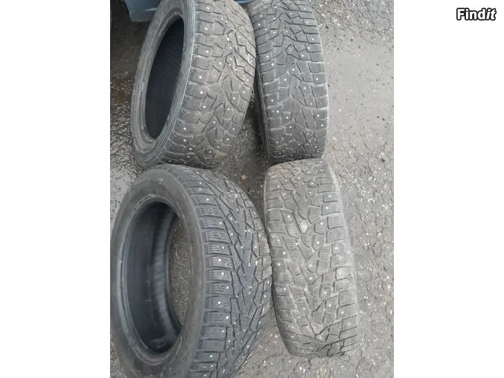 Myydään Nastarenkaat 205 55 R16