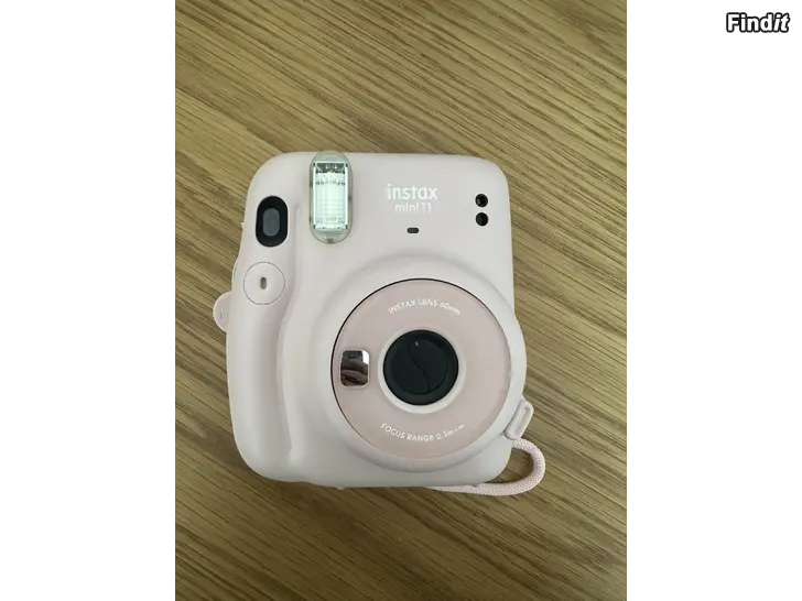 Myydään Fujifilm instax mini 11