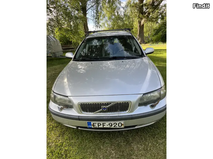 Säljes Volvo V70 2003 bensin manual