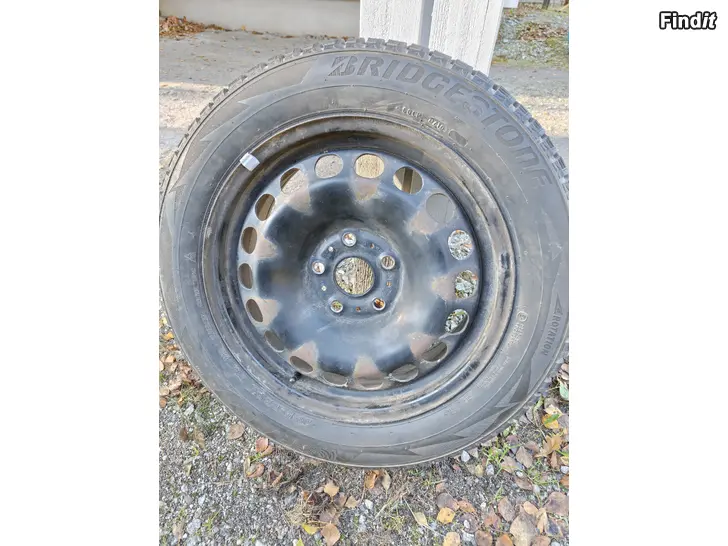 Säljes Vinterdäck 205/55R16 94T