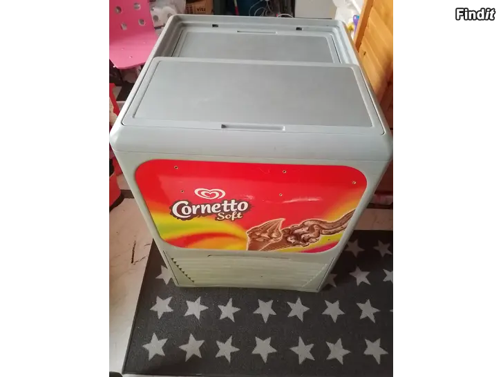 Myydään Pakastin