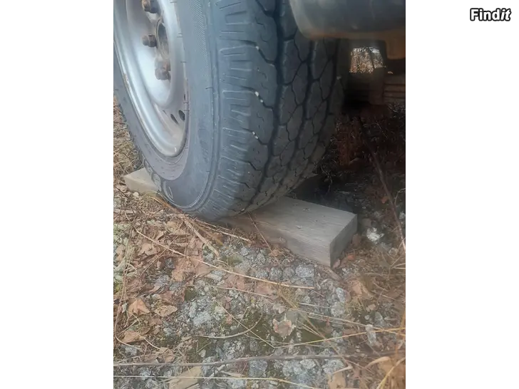 Säljes Sommardäck säljes