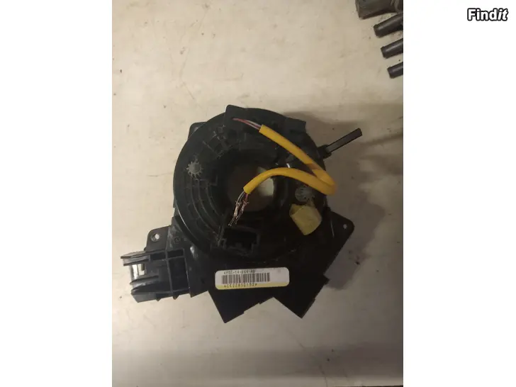 Myydään Ford Transit 2010 turvatyynyn kosketinosa 6C1T-3F818-AC