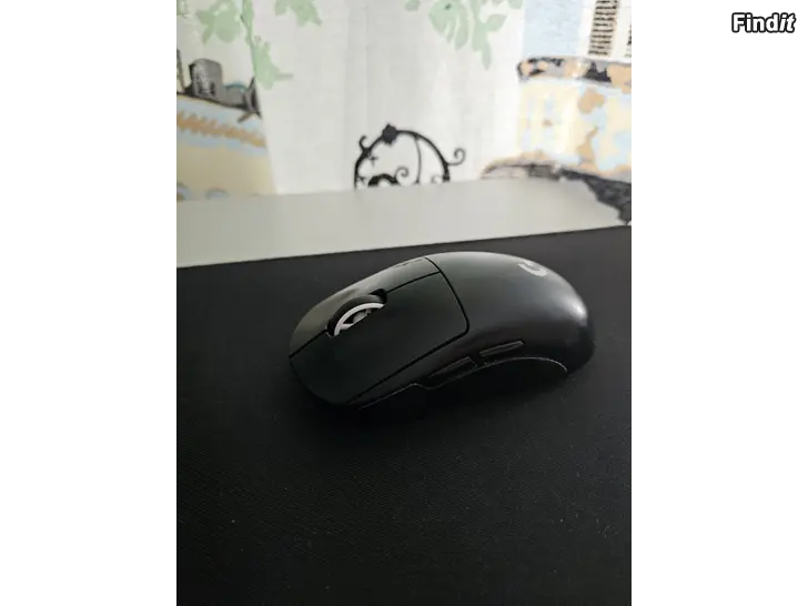 Myydään Logitech G Pro X Superlight langaton pelihiiri