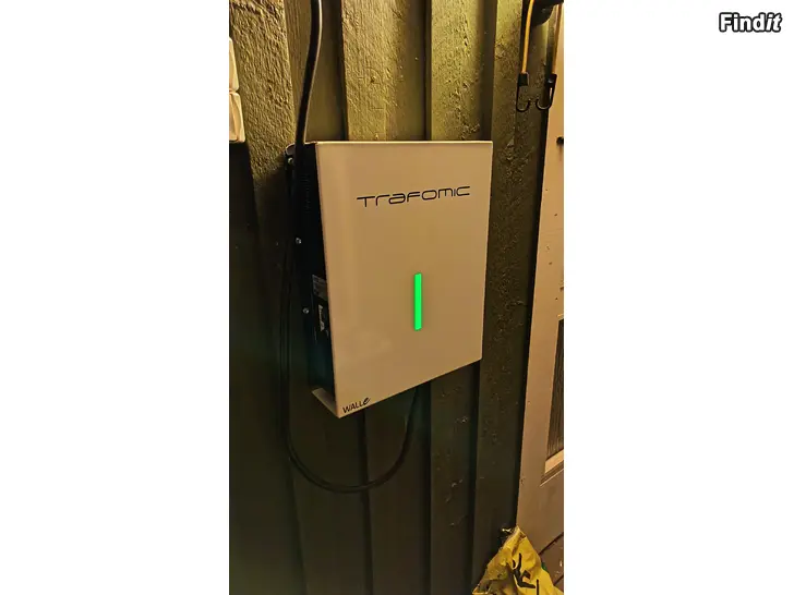 Myydään Sähköauton latausasema walle 13/25A