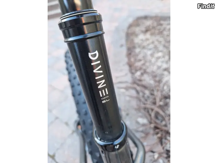 Myydään Trek Farley 9.6 storlek XL 180-195
