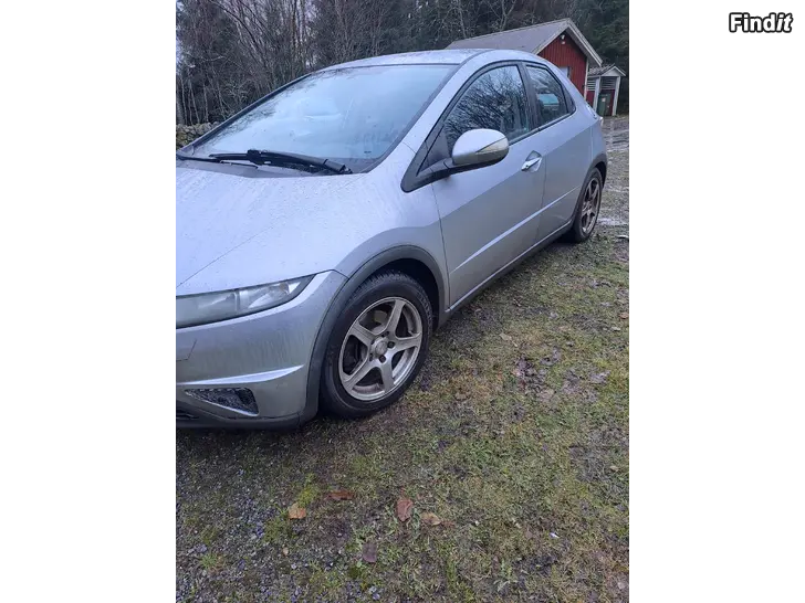 Säljes Honda civic 1.8 2006
