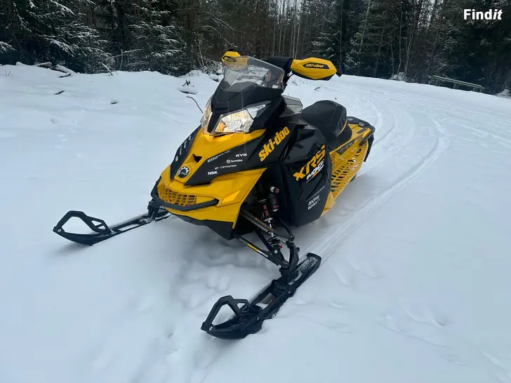 Säljes Ski-Doo MX Z XRS