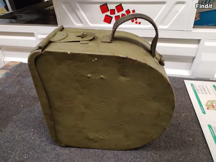 Säljes EMMA pikakiväärin lipaslaatikko